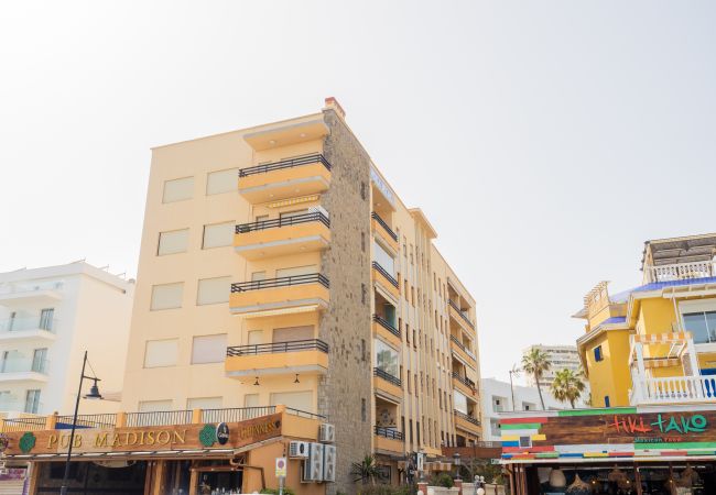 Beach near this apartment in Torremolinos