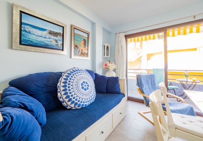 Living room of this apartment in Torremolinos