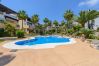 Community pool of this apartment in Marbella