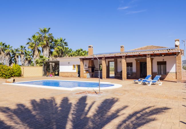 Cottage in Alhaurin de la Torre - Cubo's Finca La Viña Angulo