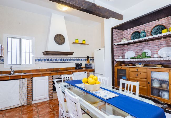 Cottage in Alhaurin de la Torre - Cubo's Finca La Viña Angulo