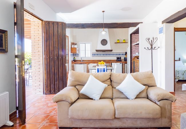 Cottage in Alhaurin de la Torre - Cubo's Finca La Viña Angulo