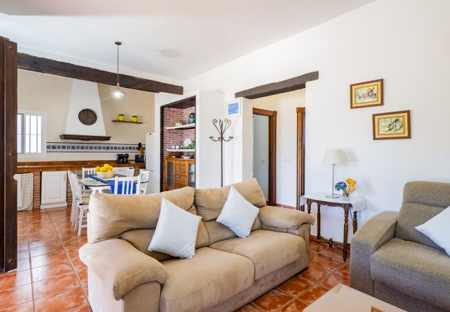 Cottage in Alhaurin de la Torre - Cubo's Finca La Viña Angulo