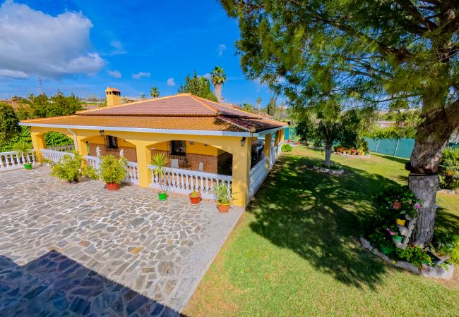 Cottage in Alhaurin de la Torre - Cubo's Finca Megan