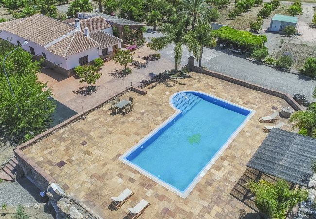 Swimming pool of this farm in Alhaurín el grande