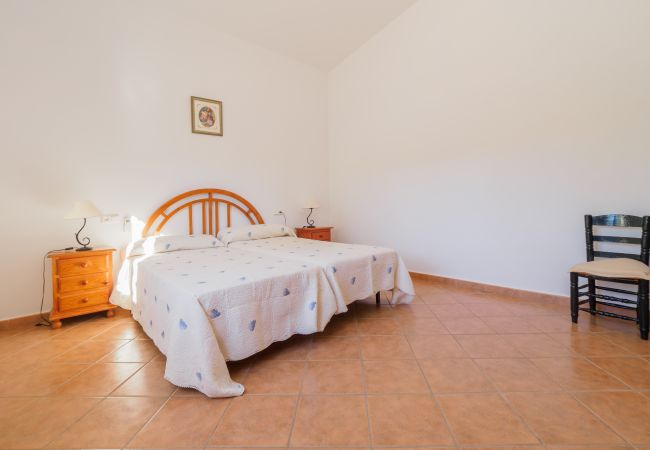 Bedroom of this country house in Alhaurín el Grande