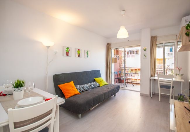 Living room of this apartment in Benalmádena