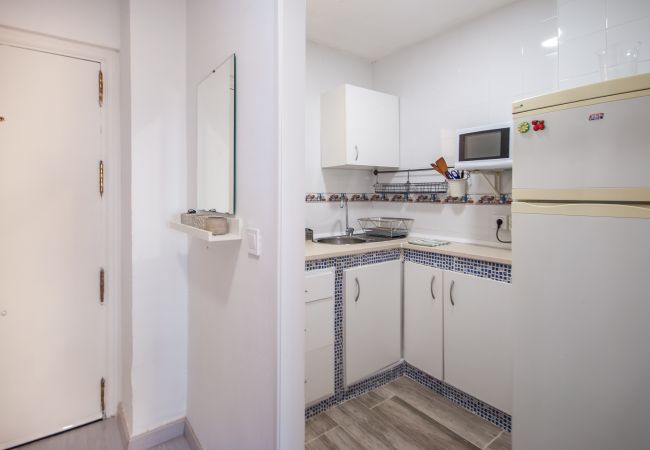 Kitchen of this apartment in Benalmádena