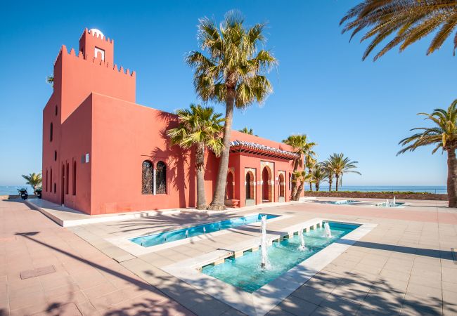 Beach near this apartment in Benalmádena