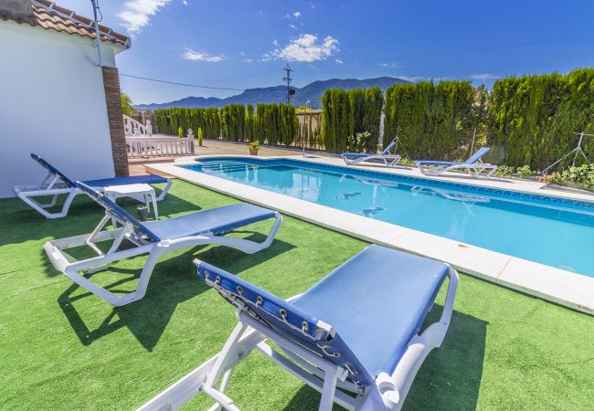 Pool of this luxury estate in Alhaurín el Grande