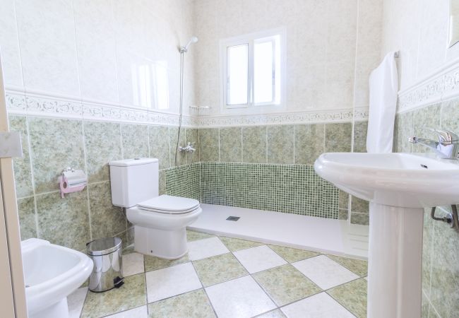 Bathroom of this luxury estate in Alhaurín el Grande