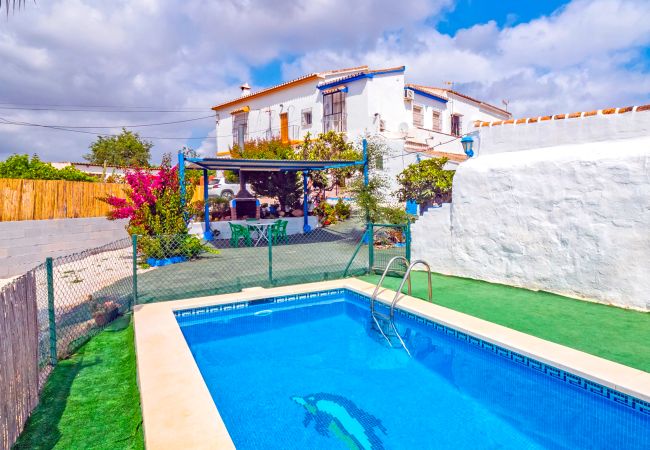 Cottage in Alhaurin de la Torre - Cubo's Casa Rural Candelaria