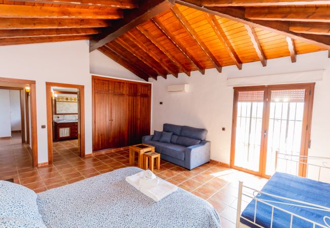 Bedroom of this villa in Alhaurín el Grande