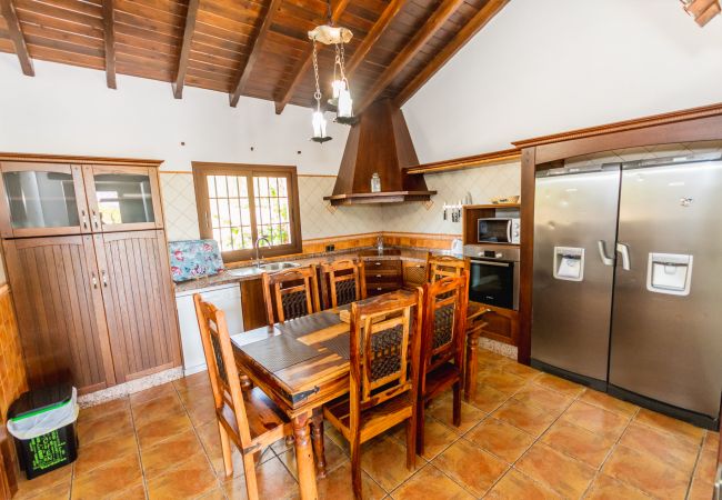 Kitchen of this villa in Alhaurín el Grande