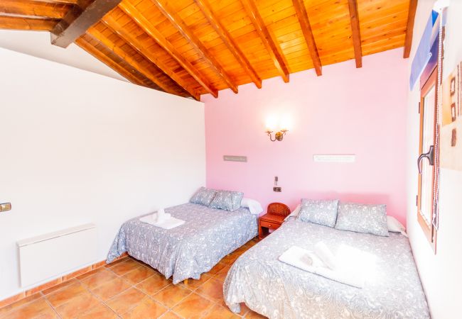 Children's bedroom of this villa in Alhaurín el Grande