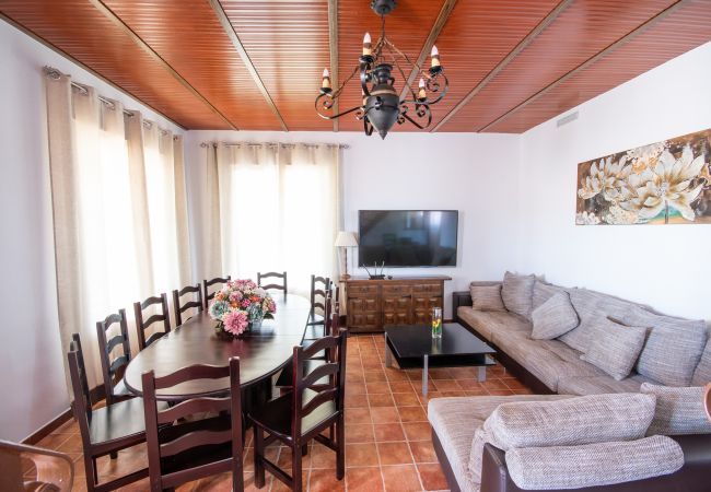 Dining room of this villa in Alhaurín el Grande