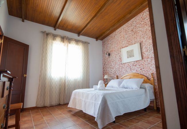 Bedroom of this villa in Alhaurín el Grande