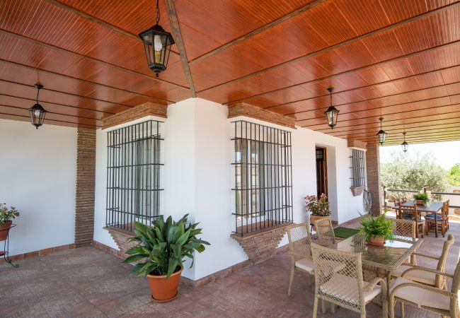 Terrace of this villa in Alhaurín el Grande