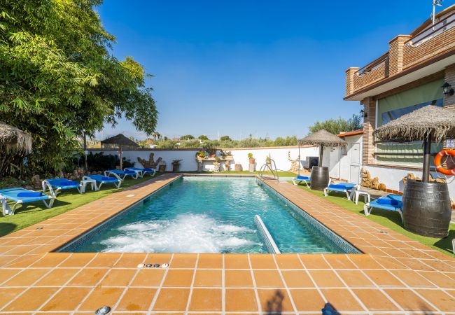 Cottage in Alhaurín el Grande - Cubo's Casa Rural Tirado & Heated Pool