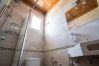 Bathroom of this villa in Alhaurín el Grande