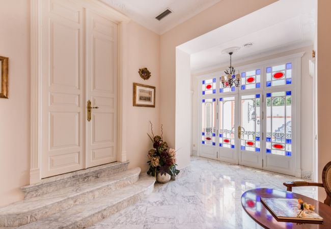 Living room of this luxury house in the center of Alhaurín el Grande