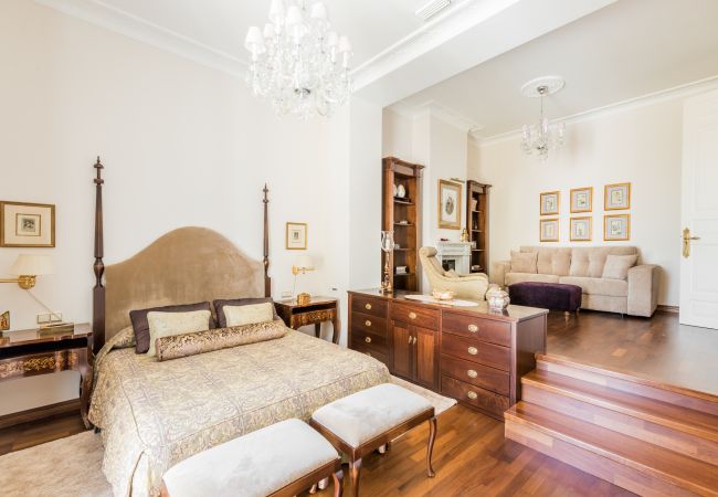 Bedroom of this luxury house in the center of Alhaurín el Grande