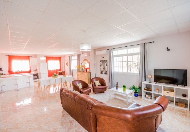 Living room of this villa in Alhaurín el Grande