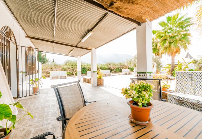 Terrace of this villa in Alhaurín el Grande