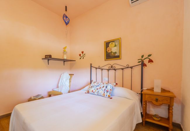 Bedroom of this country house in Alhaurín el Grande