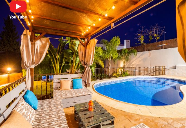 Villa in Alhaurín el Grande - Cubo's Villa Esmeralda
