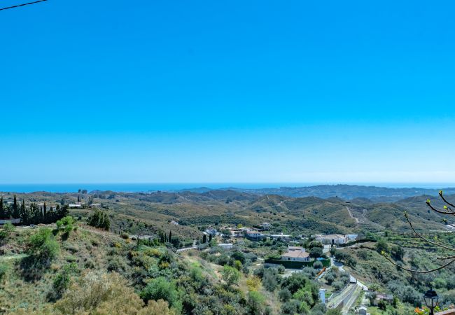 Villa in Mijas Pueblo - Cubo's Villa Ana Valtocado