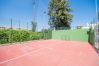 Tennis court of this apartment in La Cala de Mijas