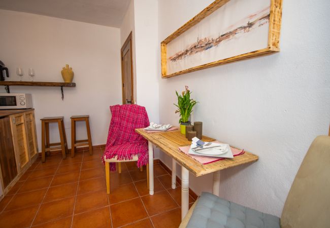 Bedroom of this rural house in Coín