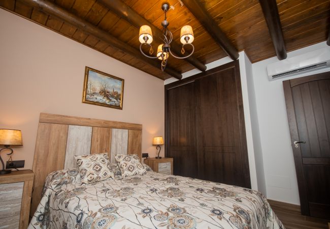 Bedroom of this villa in Alhaurín el Grande