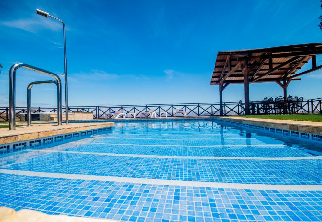 Piscina de esta villa en Alhaurín el Grande