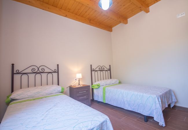 Bedroom of this country house in Alhaurín el Grande