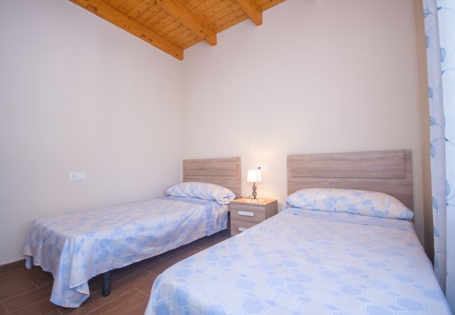 Bedroom of this country house in Alhaurín el Grande