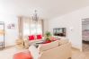 Living room of this rural house in Cártama Station