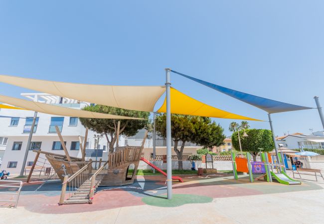 Children's park near this apartment in Rincón de la Victoria