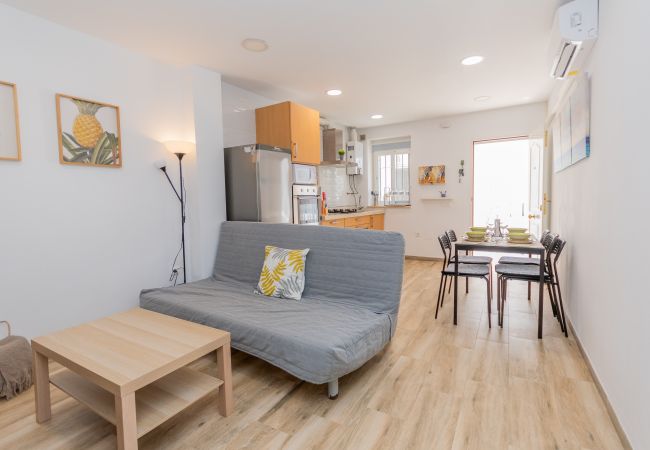 Living room of this apartment in Rincón de la Victoria