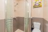 Bathroom of this apartment in Rincón de la Victoria