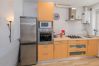 Kitchen of this apartment in Rincón de la Victoria
