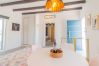 Living room of this farm in Alhaurín el Grande