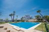 Community pool of this studio in Torremolinos