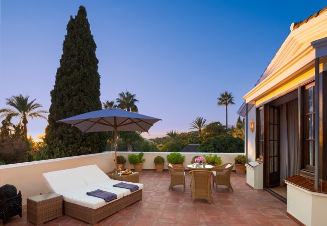 Villa in Marbella - Cubo's Luxury Mansion El Baron de Sierra Blanca