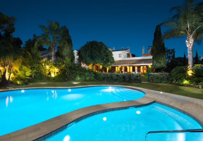 Villa in Marbella - Cubo's Luxury Mansion El Baron de Sierra Blanca