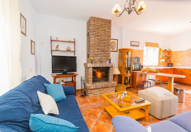 Living room of this villa in Coín
