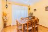 Living room with fireplace of this Finca in Alhaurín de la Torre