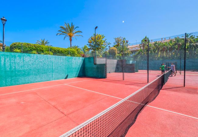 Apartment in Marbella - Cubo's Apartment Dama de Noche Pool & Tennis