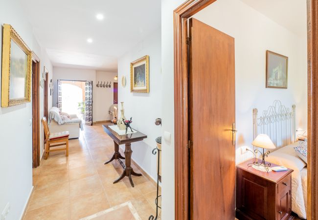 Entrance of this rural house in Alhaurín el Grande
